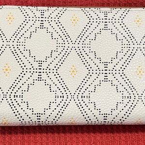 Thirty-One White and Black Geometric Clutch